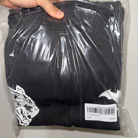 DARC SPORT X BATMAN X BANE “BANES PAIN” SHIRT - Picture 5 of 7